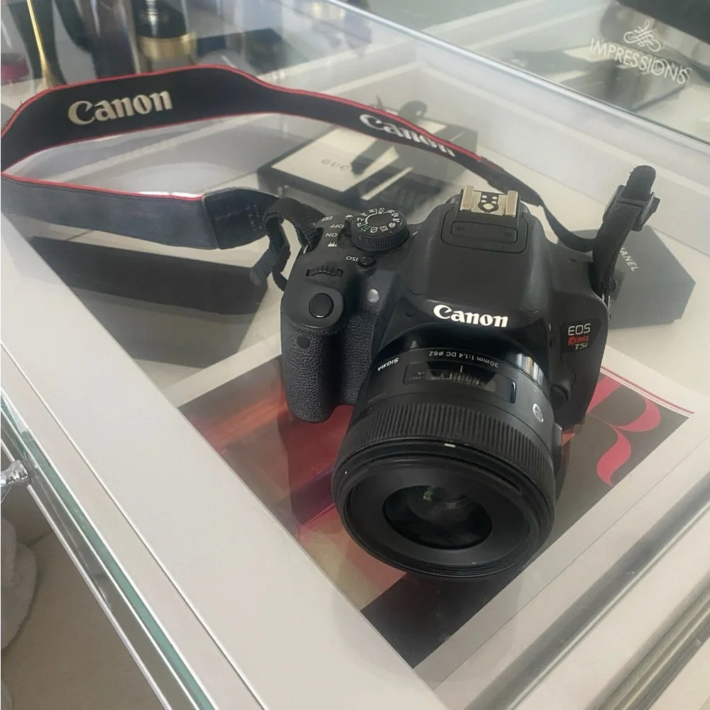 Canon Black DSLR Camera